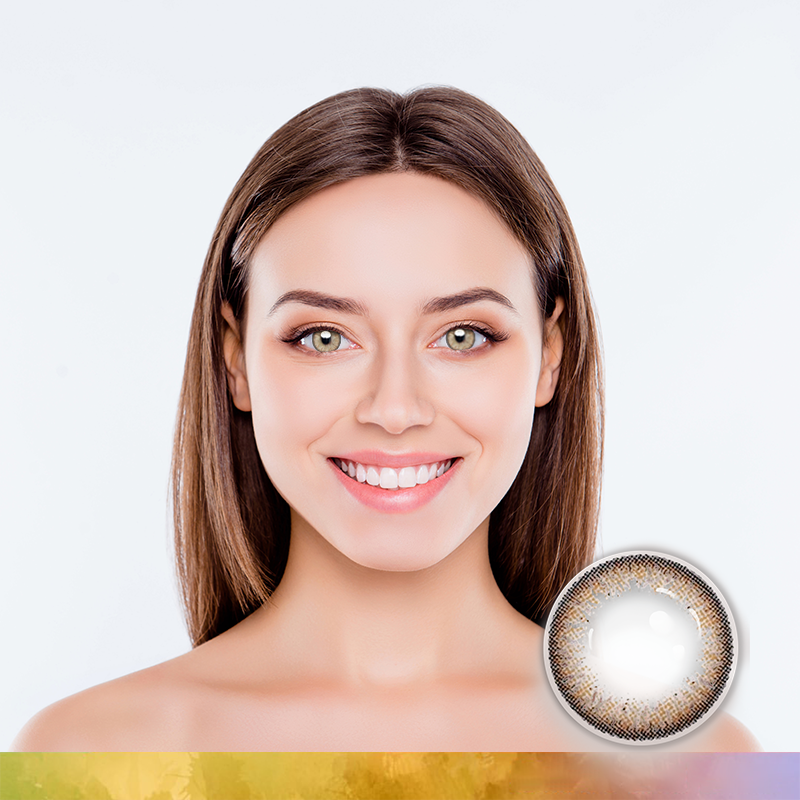 FlyDear Pury Hazel colored contacts with natural looking model